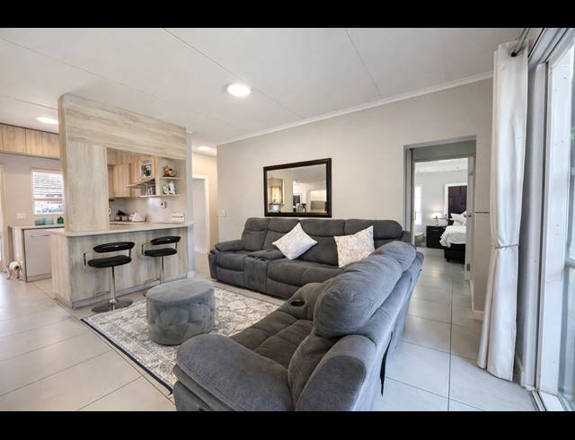3 BEDROOM APARTMENT FOR SALE IN BALLITO CENTRAL